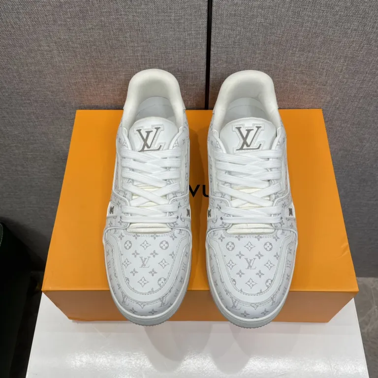 Louis Vuitton Shoe 